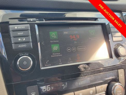 Used 2019 Nissan Rogue Sport SL w/ Premium Package image 28