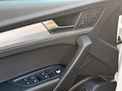 Used 2025 Audi Q5 2.0T Premium image 22