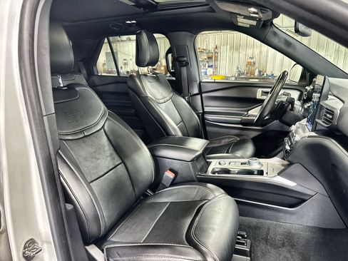 Used 2020 Ford Explorer ST w/ ST Street Pack AWD/4WD image 33