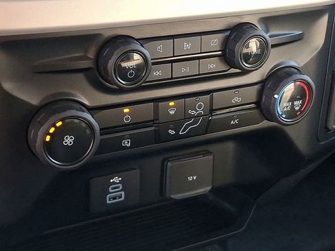 Used 2024 Ford F350 XL w/ FX4 Off-Road Package image 15