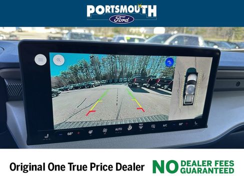 New 2025 Ford Maverick Lariat w/ 4K Tow Package image 12