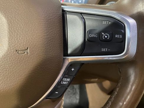 Used 2019 RAM 1500 Laramie image 18