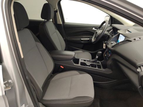 Used 2017 Ford Escape SE w/ Equipment Group 201A image 21