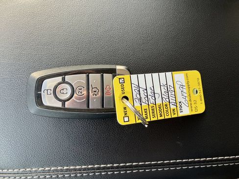 Used 2024 Ford Edge Titanium AWD/4WD image 19
