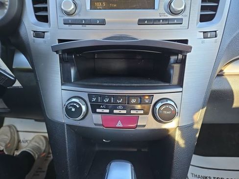 Used 2014 Subaru Legacy 2.5i Premium image 21