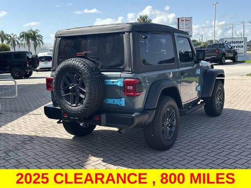 Certified 2025 Jeep Wrangler Sport AWD/4WD image 7