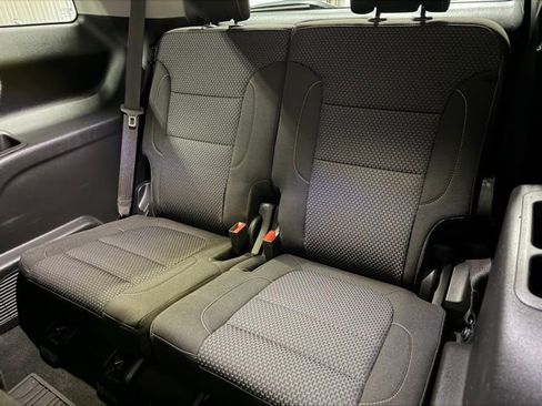 Used 2023 GMC Acadia SLE w/ Driver Convenience Package image 21