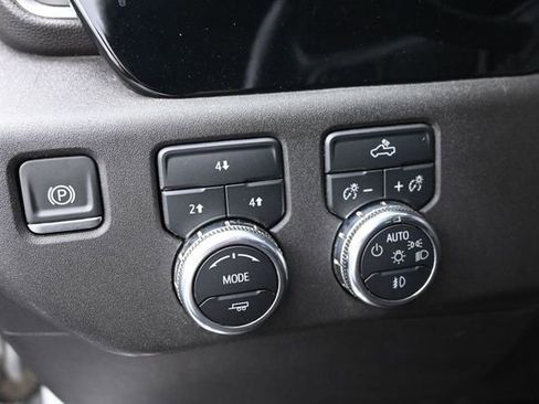 Used 2024 GMC Sierra 2500 SLE w/ SLE Convenience Package AWD/4WD image 38
