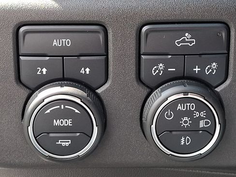 Used 2024 Chevrolet Silverado 1500 RST AWD/4WD image 23