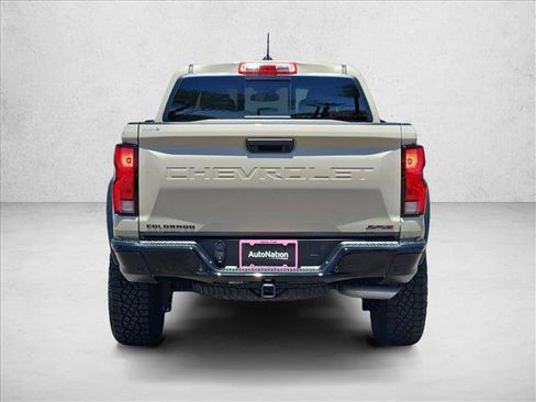 Used 2023 Chevrolet Colorado ZR2 w/ ZR2 Convenience Package III AWD/4WD image 7