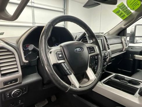 Used 2017 Ford F450 Lariat w/ Lariat Ultimate Package AWD/4WD image 17