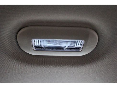 Used 2021 RAM 1500 Laramie AWD/4WD image 16