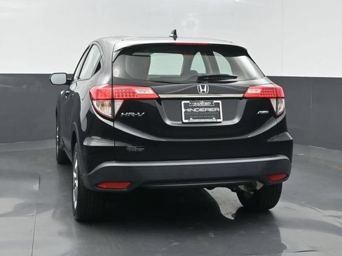 Certified 2022 Honda HR-V LX image 6