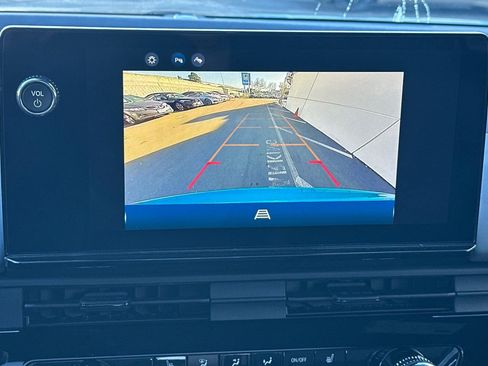 Used 2025 Honda Prologue Touring image 24