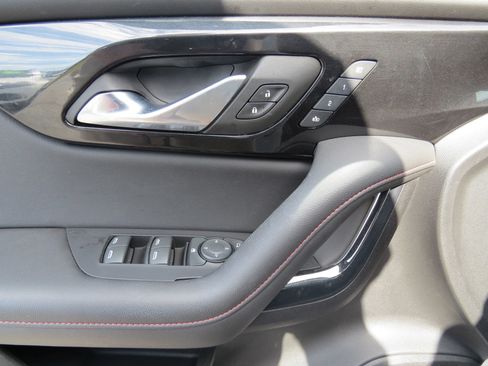 Certified 2023 Chevrolet Blazer RS w/ Driver Confidence II Package image 18