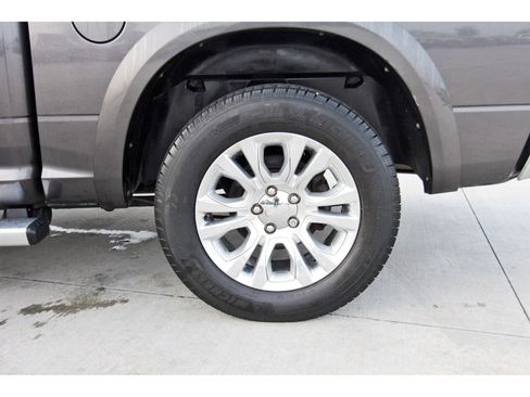 Used 2017 RAM 1500 Laramie Longhorn image 31