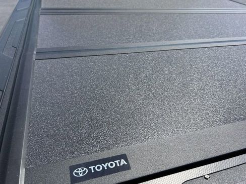 New 2026 Toyota Tundra Limited AWD/4WD image 12