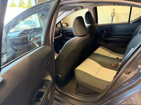 Used 2015 Toyota Prius C Two FWD image 34