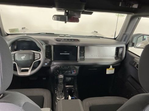 New 2025 Ford Bronco 4-Door w/ Sasquatch Package AWD/4WD image 23