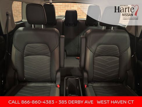 Certified 2022 Nissan Pathfinder Platinum w/ Cargo Package image 31