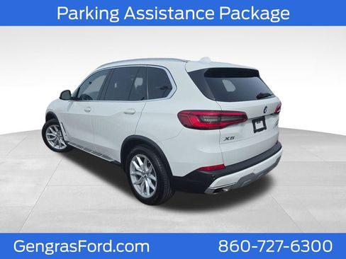 Used 2019 BMW X5 xDrive40i w/ Executive Package image 8