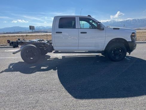 New 2026 RAM 2500 Tradesman image 2