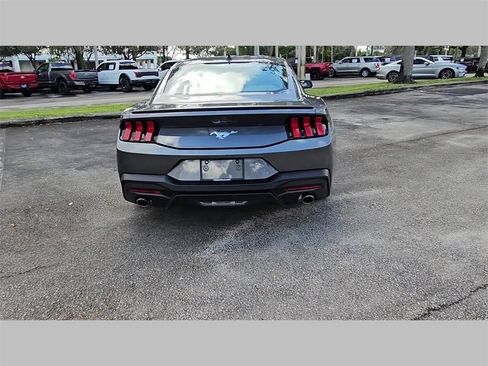 Used 2025 Ford Mustang Premium image 26