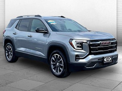 Used 2025 GMC Terrain Elevation w/ Elevation Premium Package