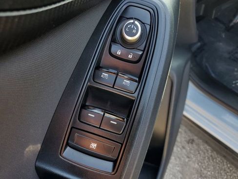 Used 2023 Subaru Crosstrek 2.0i Premium image 22