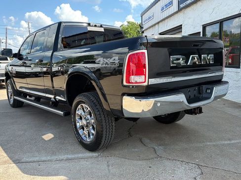 Used 2018 RAM 2500 Limited AWD/4WD image 2