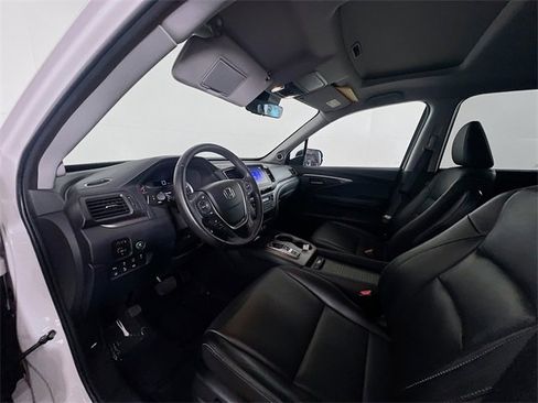 Used 2023 Honda Ridgeline RTL-E image 21