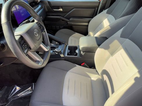 Certified 2025 Toyota Tacoma TRD Sport w/ TRD Sport Upgrade Package image 19