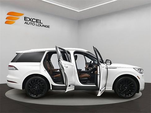 Used 2021 Lincoln Aviator Reserve w/ Equipment Group 210A image 67
