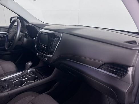 Used 2019 Chevrolet Traverse LS AWD/4WD image 30