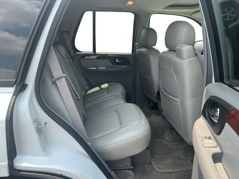 Used 2006 GMC Envoy SLT RWD image 23