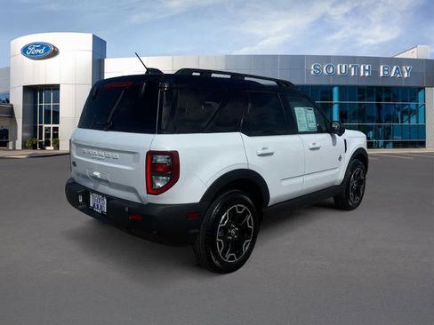 Certified 2025 Ford Bronco Sport Outer Banks w/ Outer Banks Tech Package+ image 5