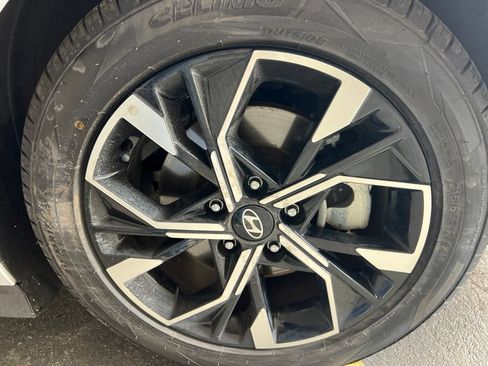 Used 2025 Hyundai Sonata SEL FWD image 41
