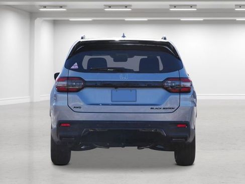 New 2026 Honda Pilot Black Edition image 4