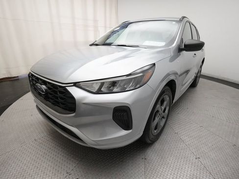 Used 2023 Ford Escape ST-Line w/ Tech Pack #1 AWD/4WD image 12