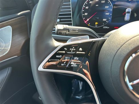 Used 2024 Mercedes-Benz GLE 580 4MATIC image 24