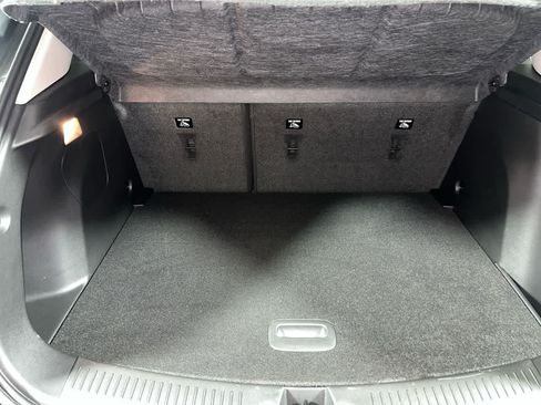 Used 2023 Buick Encore GX Select w/ Sport Touring Package FWD image 28