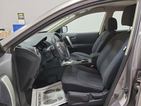 Used 2014 Nissan Rogue S w/ Convenience Package image 9