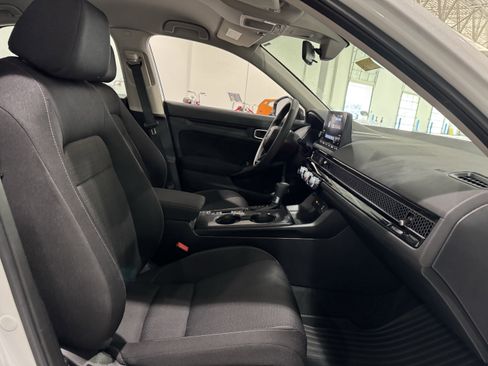 Used 2023 Honda Civic LX image 35