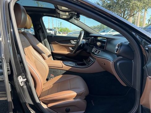 Used 2023 Mercedes-Benz E 450 4MATIC Sedan image 18