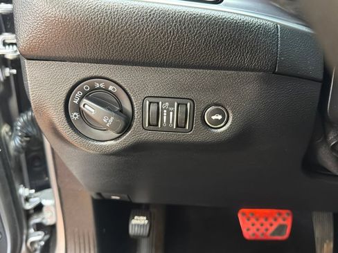Used 2016 Dodge Challenger SXT w/ Super Sport Group (SS/T) RWD image 19