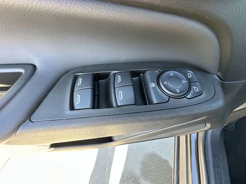 Used 2024 Chevrolet Equinox LT AWD/4WD image 22