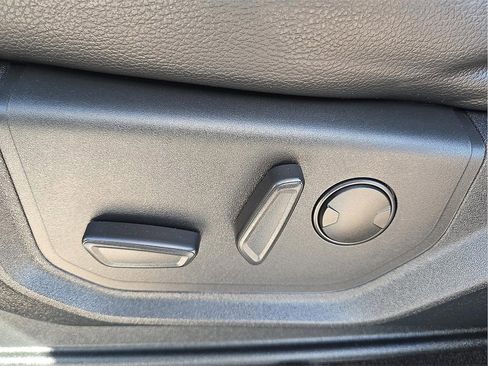 Used 2020 Ford Expedition Max XLT w/ Equipment Group 202A image 14