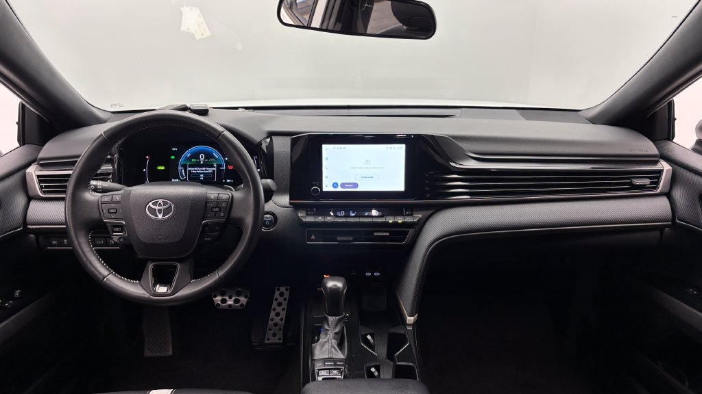 Used 2025 Toyota Camry SE FWD image 27