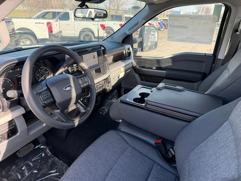 New 2025 Ford F350 XL w/ STX Appearance Package AWD/4WD image 8