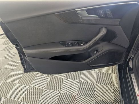 Used 2022 Audi S5 Premium Plus image 9